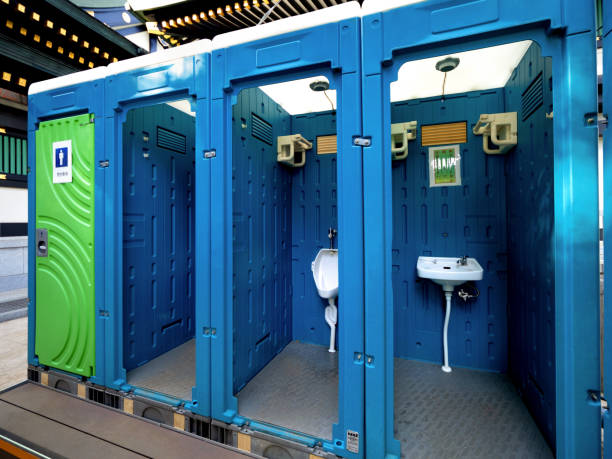 Best Event porta potty rental  in Muscatine, IA