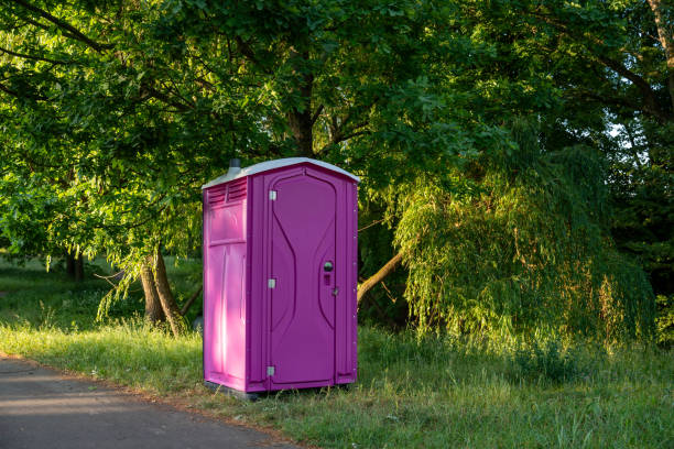 Best Affordable portable toilet rental  in Muscatine, IA